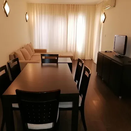 Bendita Mare מלון דירות גולדן סנדס